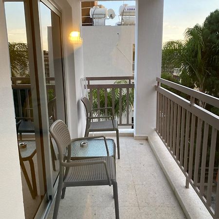T&L Apartments Agiaos Tychonas Лимасол Екстериор снимка