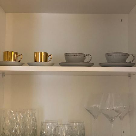 T&L Apartments Agiaos Tychonas Лимасол Екстериор снимка