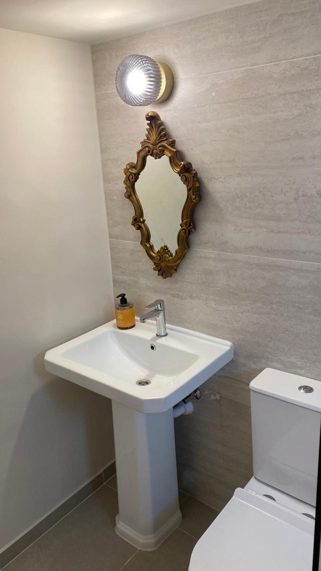 T&L Apartments Agiaos Tychonas Лимасол Екстериор снимка